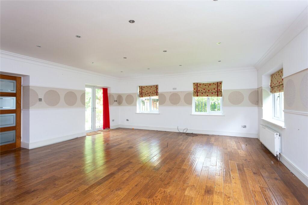 House in Leeds, Primley Park, Alwoodley - View 5