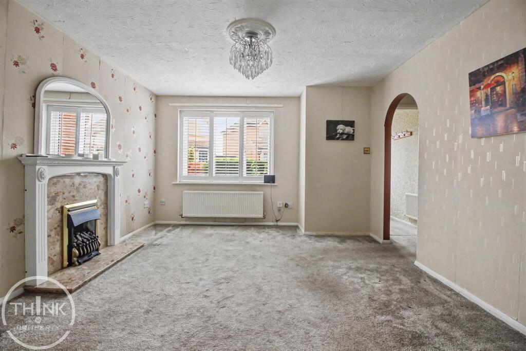 Heath Close, Horsford photo 2