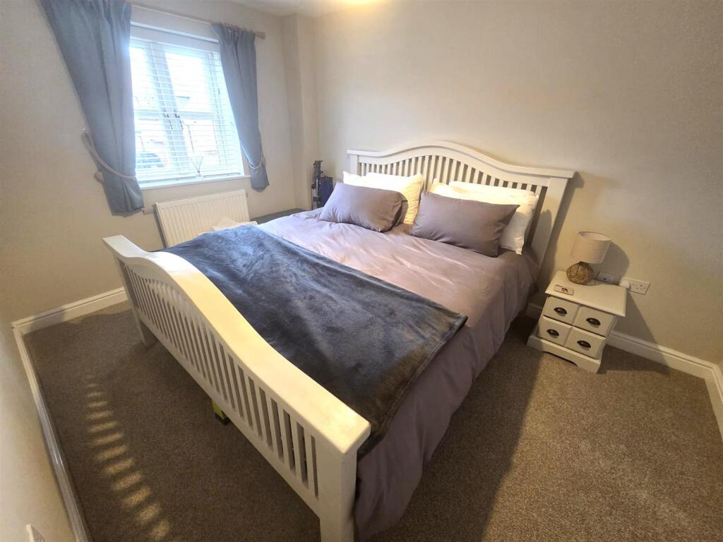House in Doncaster - View 5