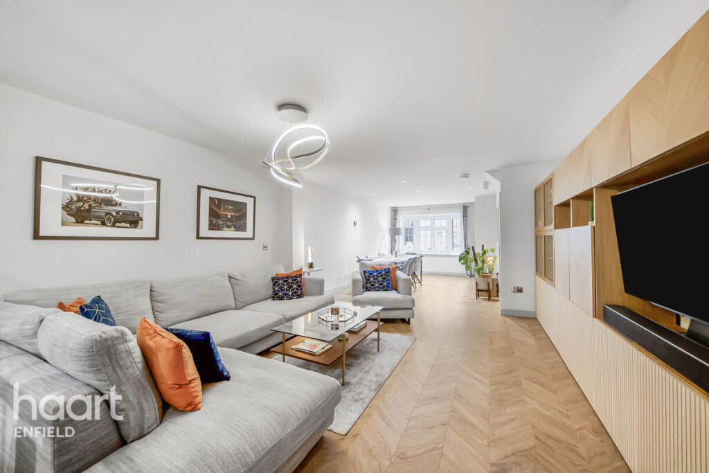 Main image of property: Queens Road, London