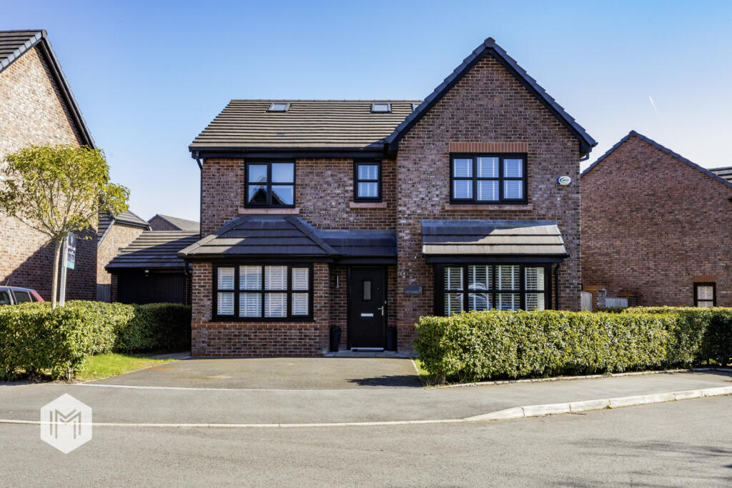 Main image of property: Lowe Grove, Boothstown, Worsley, Manchester, M28 1GN