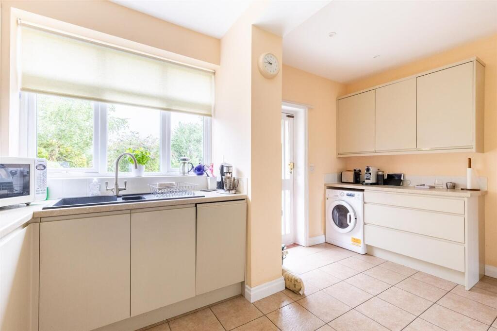 Nantwich Road, Wrenbury, CW5 photo 3