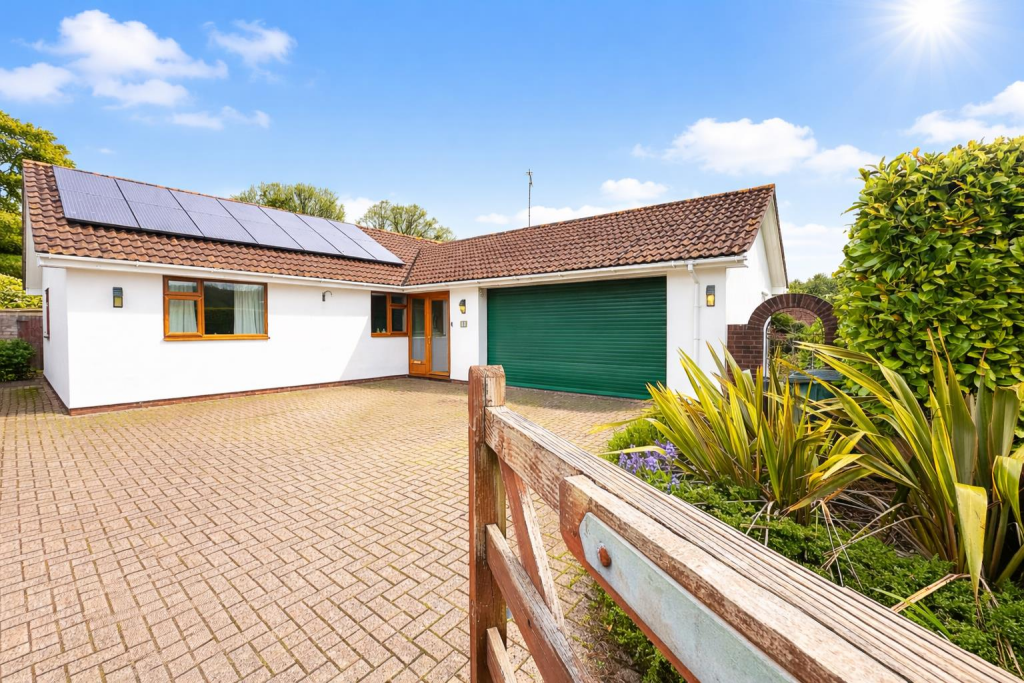 Main image of property: Bala Brook Close, Brixham