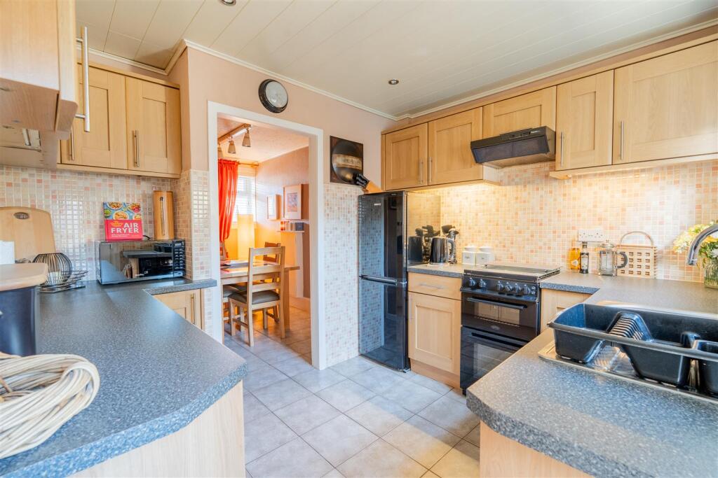North Dryburgh Road, Wishaw - View 4