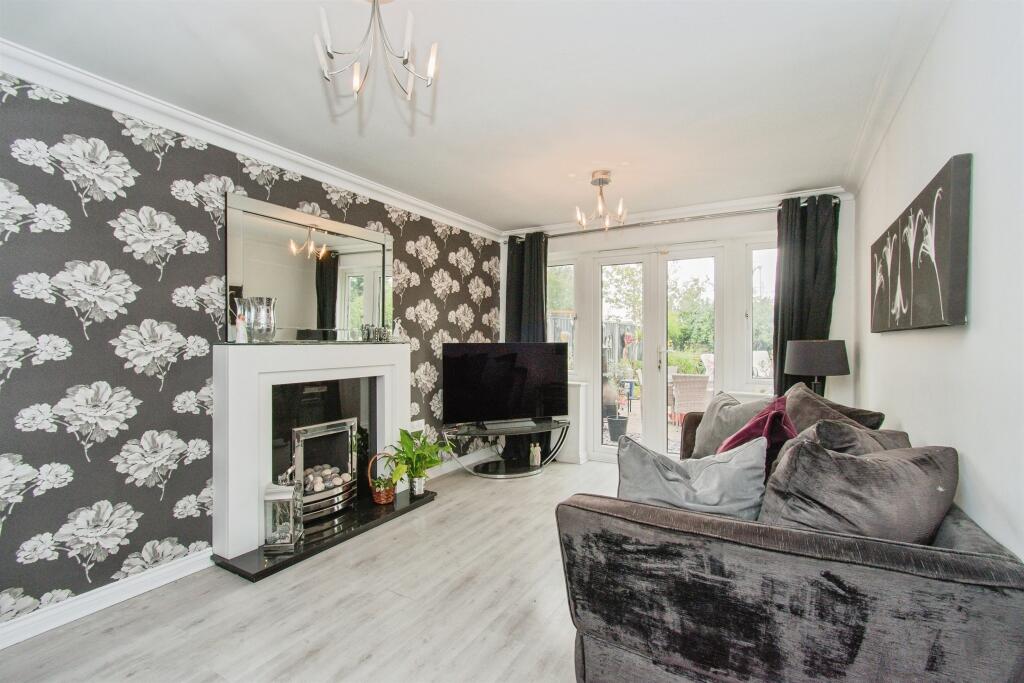 House in Wakefield - View 3