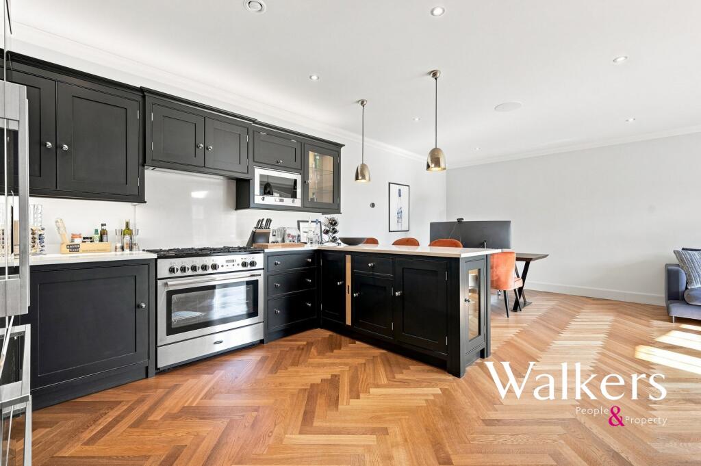 Apartment in Chelmsford - View 5