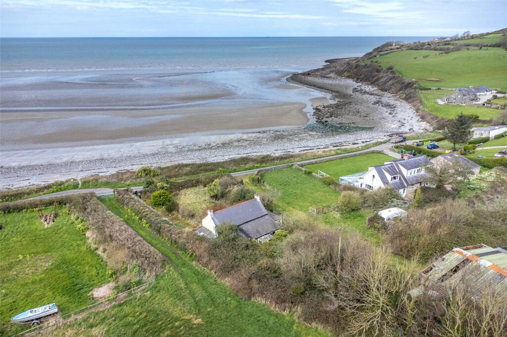 Llanddona, Beaumaris, Isle of Anglesey, LL58 photo 4