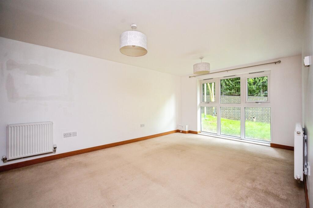 Stafford Gardens, Maidstone - View 5