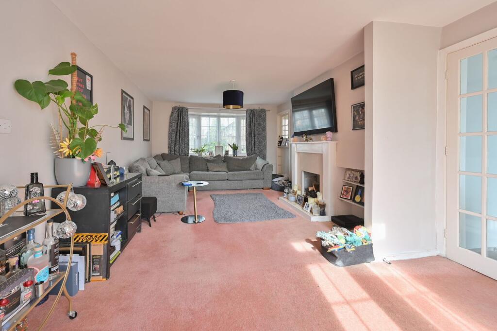 House in Dacorum, Hertfordshire - View 5