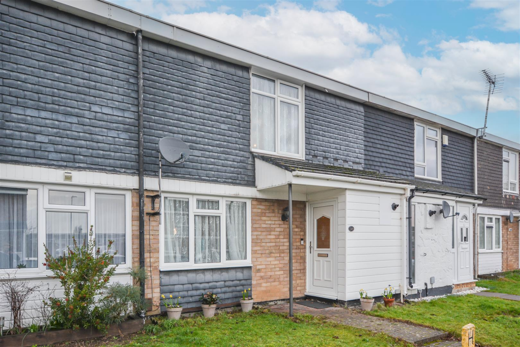 Main image of property: Little Lullaway, Basildon