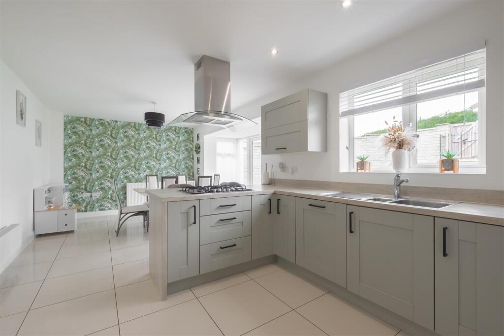House in Kirklees, Birchencliffe - View 3