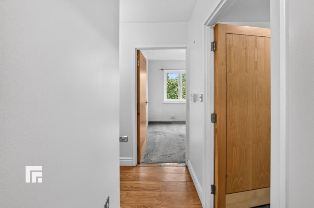 Apartment in Cardiff - View 5