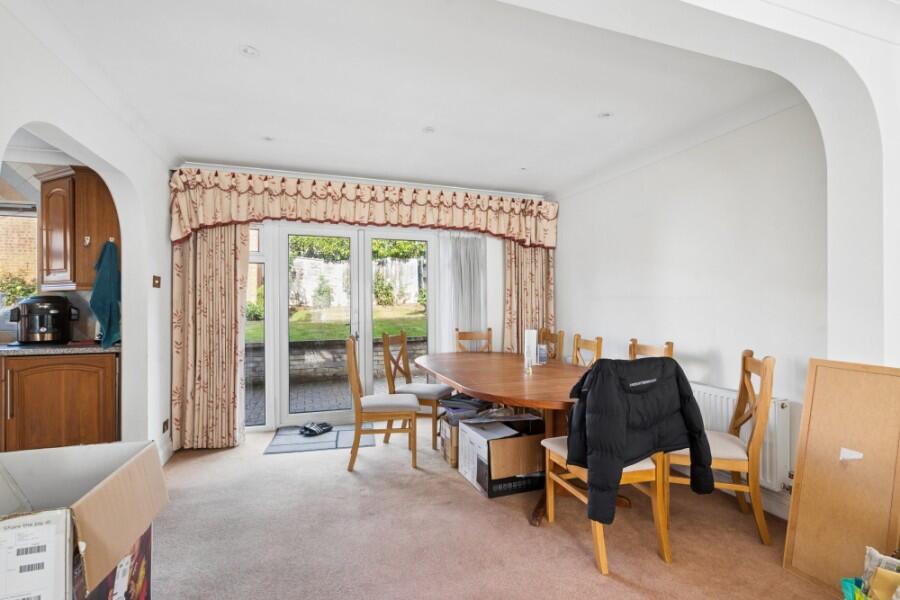 House in London - View 3