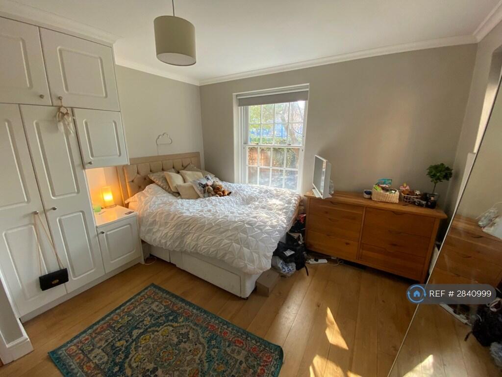Main image of property: Vauxhall Street, London, SE11