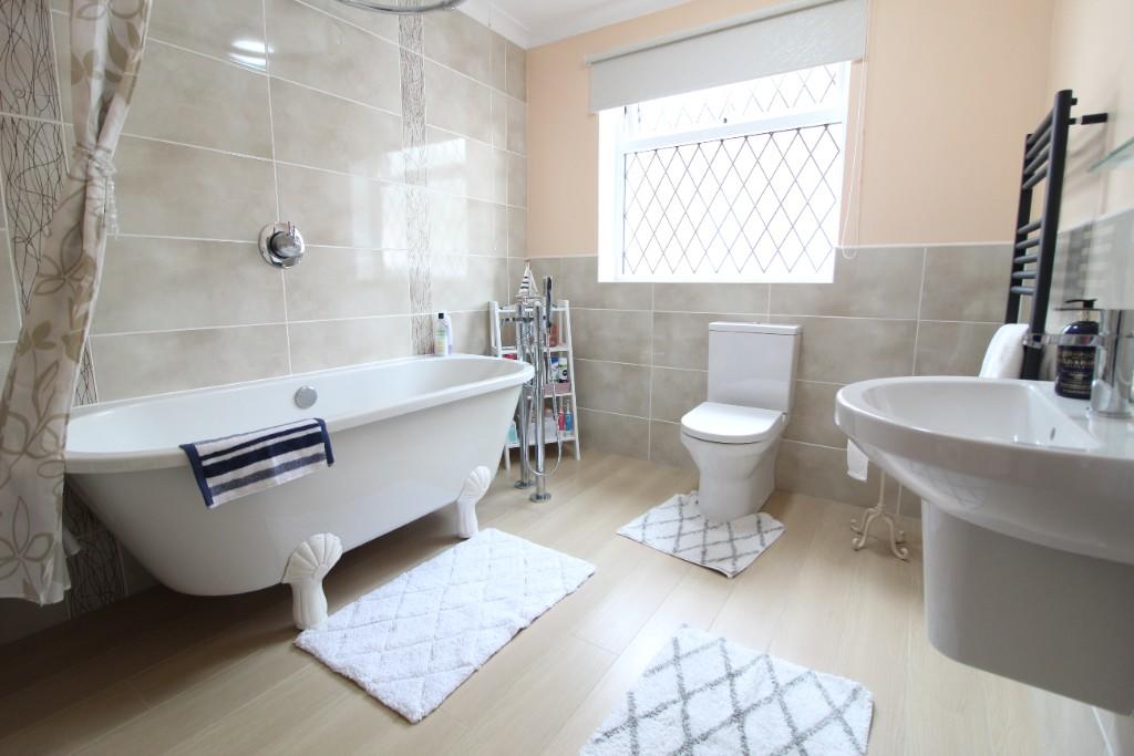 Saltshouse Road, Sutton, Hull, East Riding Of Yorkshire, HU8 photo 3