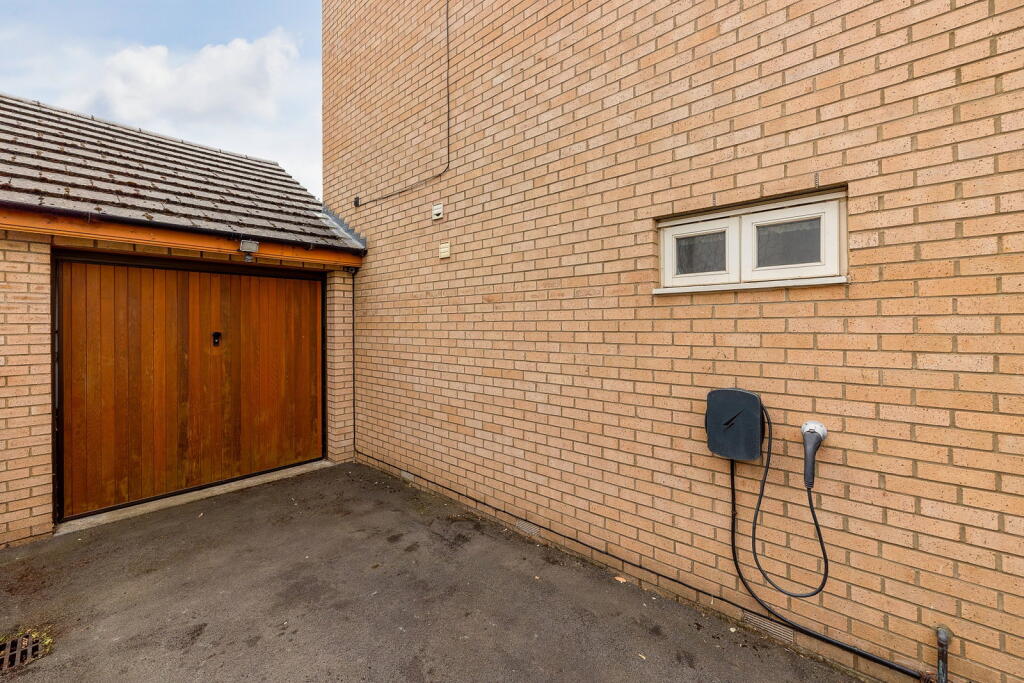 House in Milton Keynes, Ashland, Simpson and Ashland - View 5