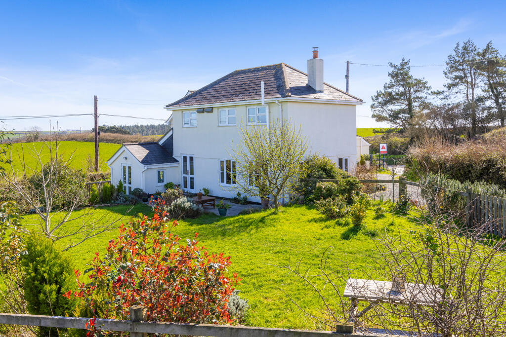 Main image of property: Holbeton