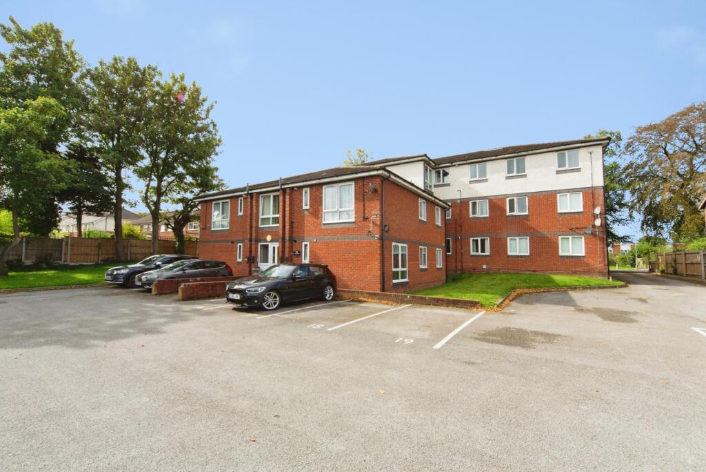 Apartment in Wirral, Liverpool City Region