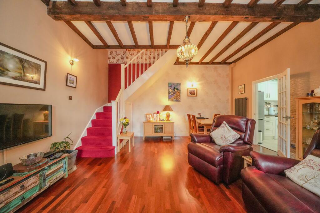 House in Norwich - More