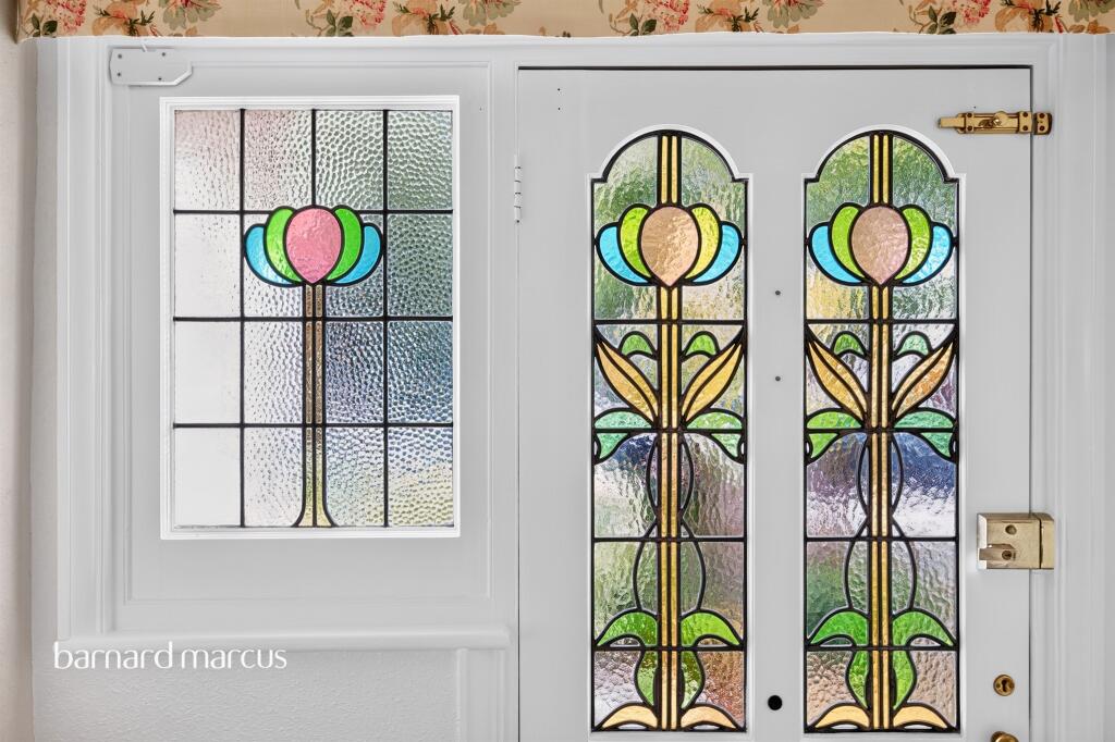 House in London - View 5