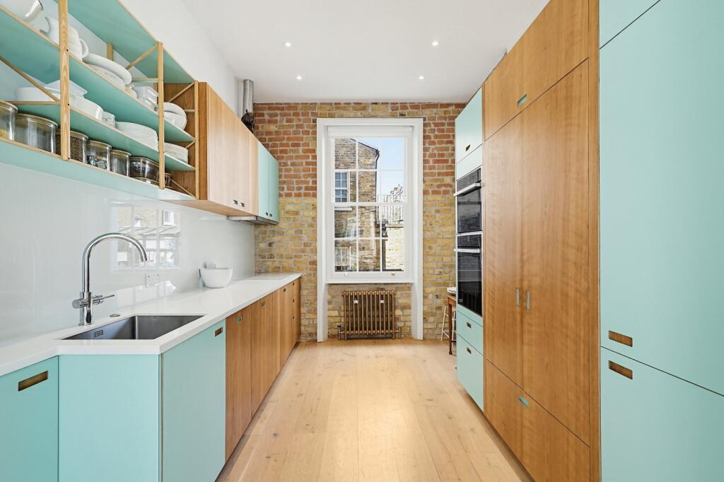 Apartment in London - View 4
