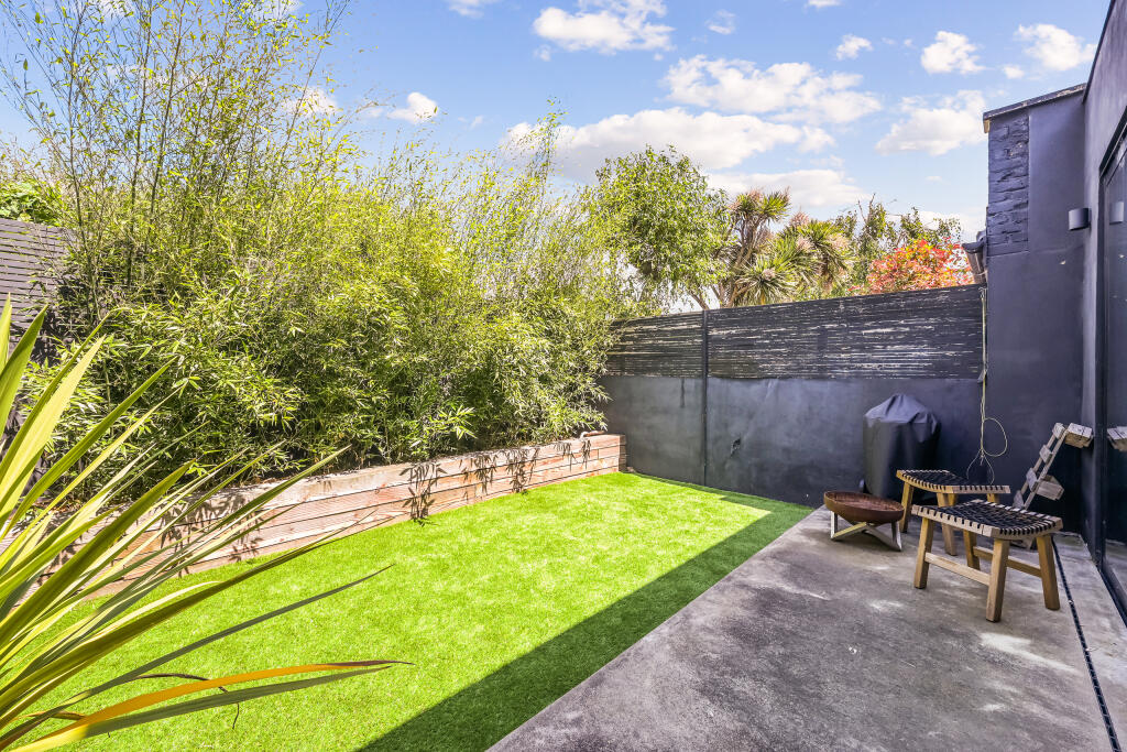Apartment in London - View 4
