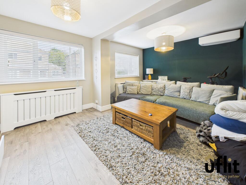 House in Rotherham, South Yorkshire - View 2