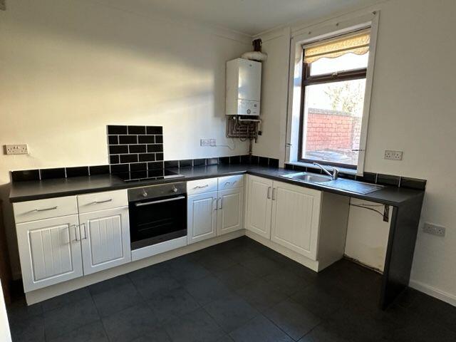 Sydney Street, Platt Bridge Wigan, WN2 5BP photo 3