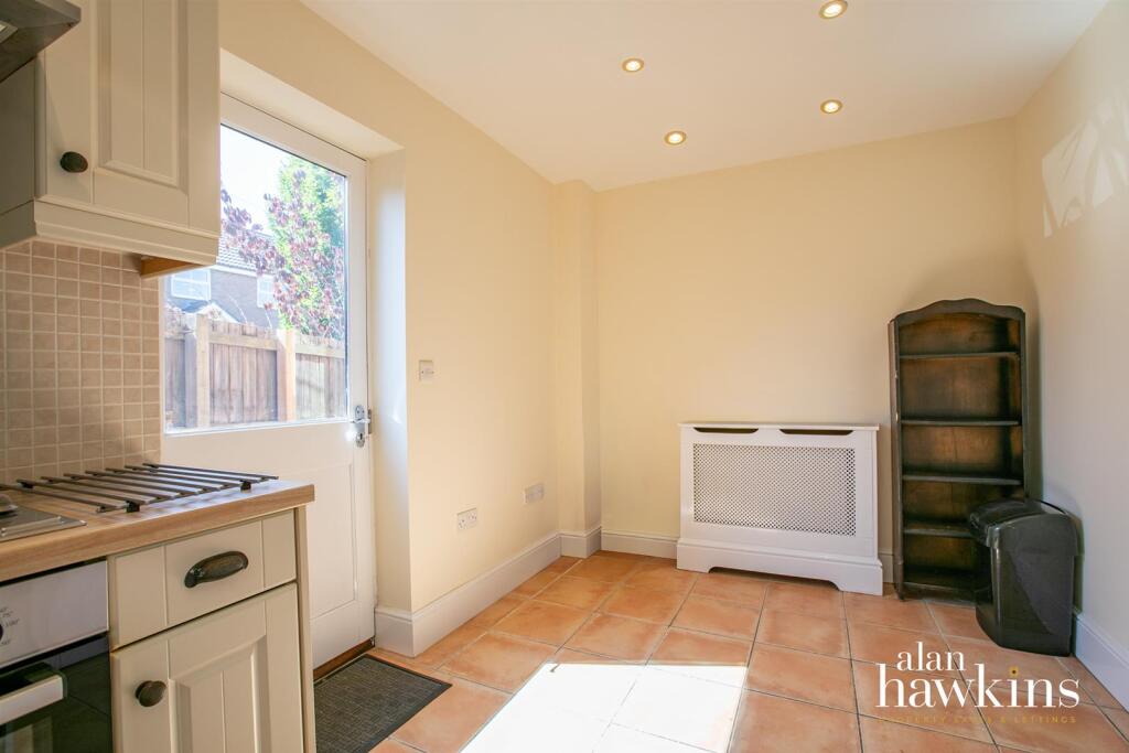 House in Swindon - View 5
