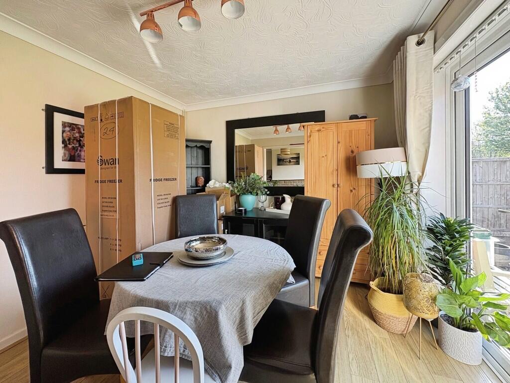 Seaton Road, Yeovil - View 6