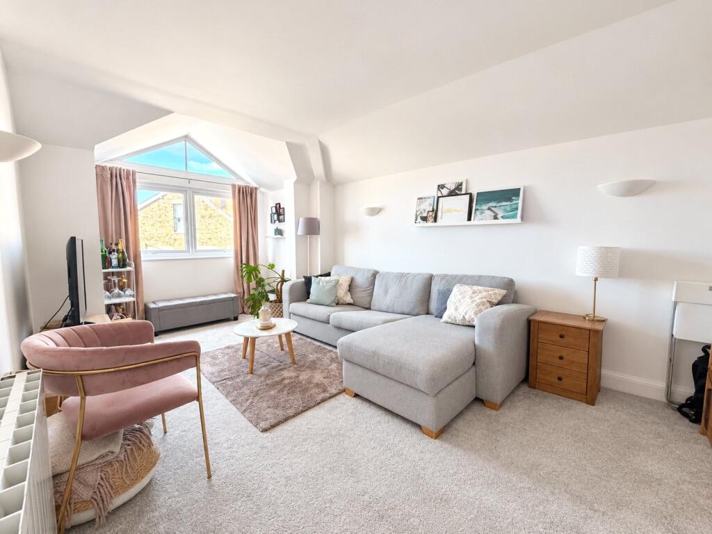 Apartment in Dartford - View 2