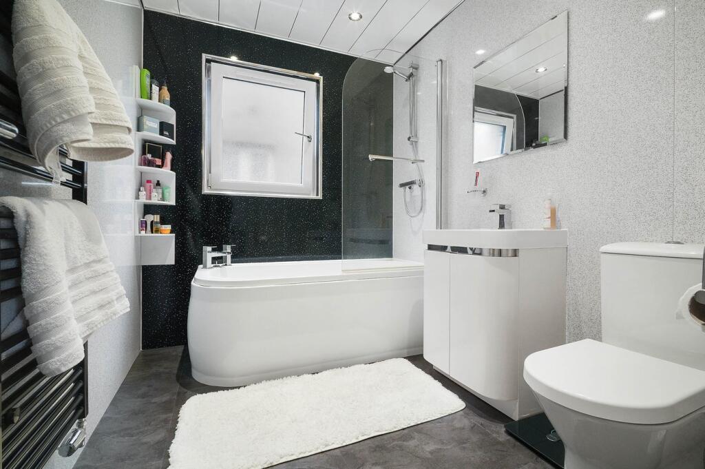 House in Kilwinning, North Ayrshire - View 5