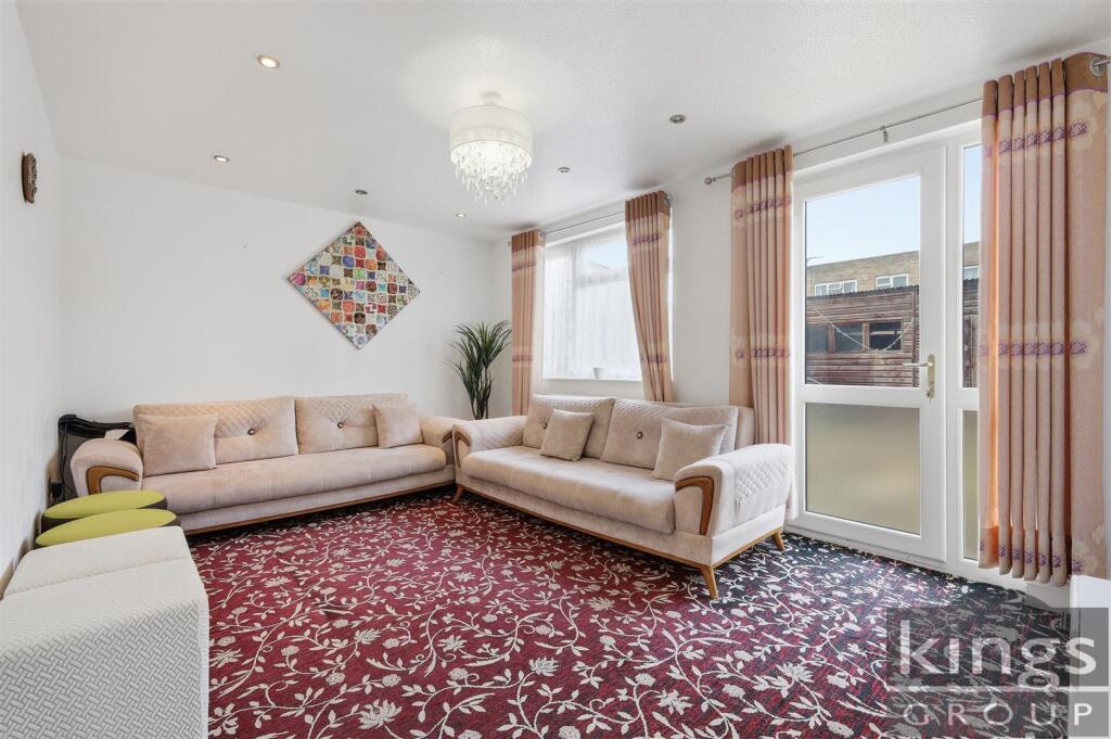 Old Road, Enfield London – pohled 3