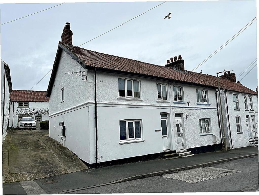 Main image of property: Stonegate, Hunmanby, Filey
