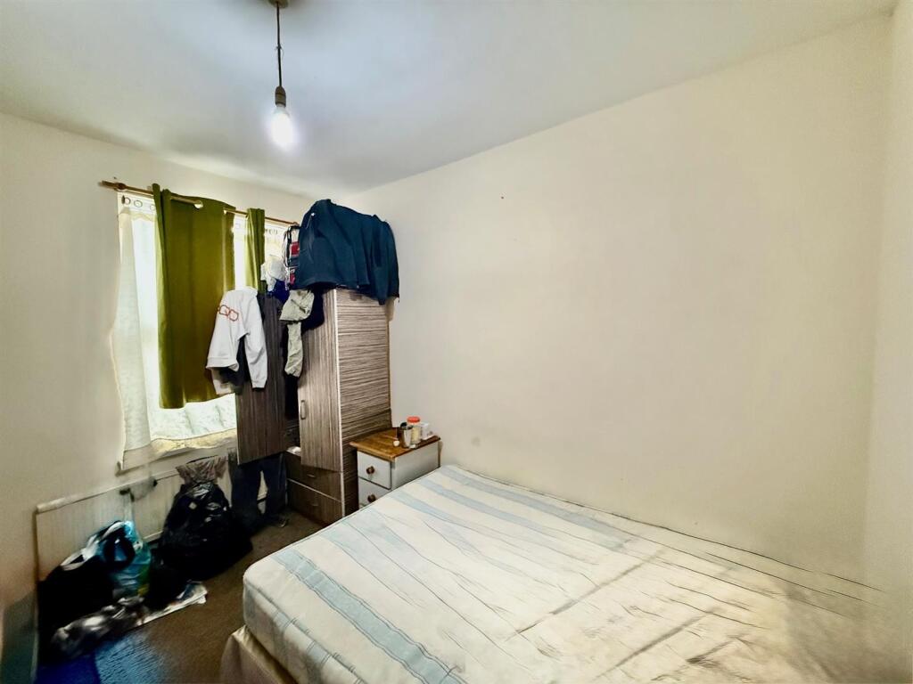 House in London - View 4