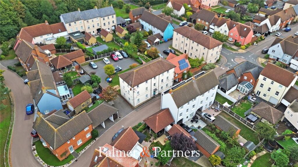 1-bed flat on Meggy Tye, Chelmer Village, Chelmsford, Essex, CM2, £138,750