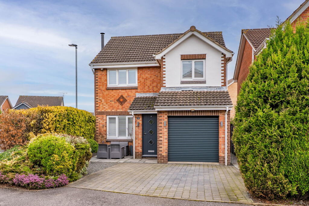 3-bed detached on Birch Green Close, Maltby, Rotherham, S66 8RP, £250,000