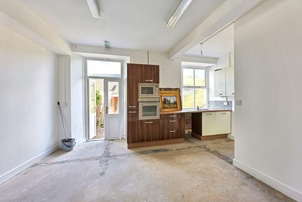 Apartment in Cardiff - More