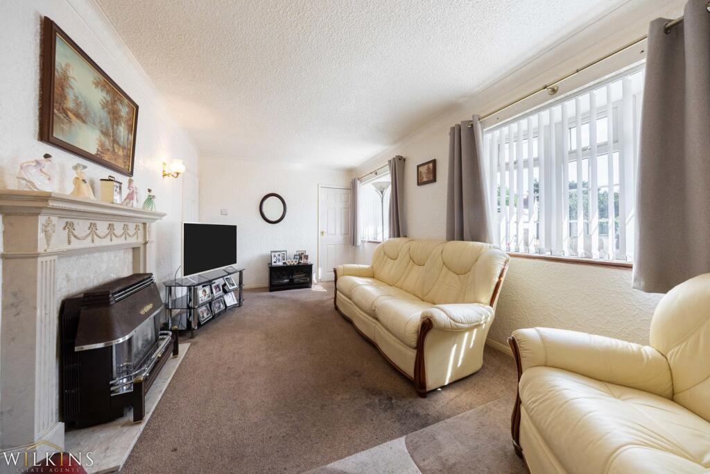 House in Tamworth, Staffordshire - View 3