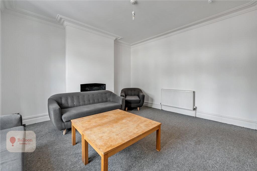 7 bedroom terraced house for rent