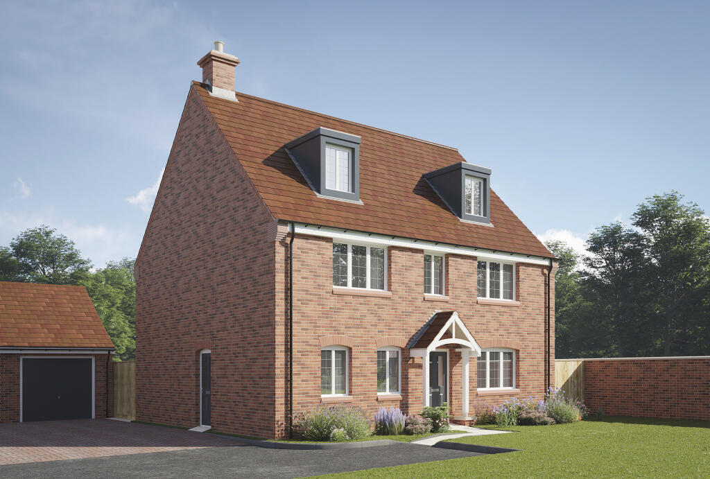 Hunnington, Worcestershire,
B62 0LF