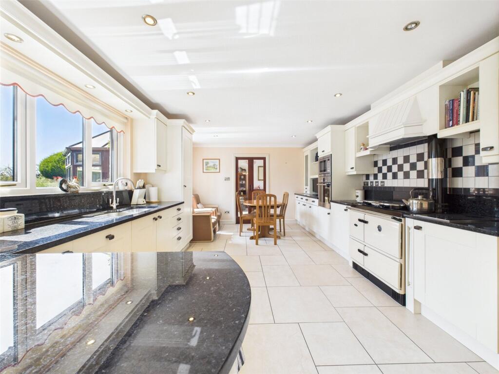 St. Johns Drive, Bradworthy, Holsworthy photo 3