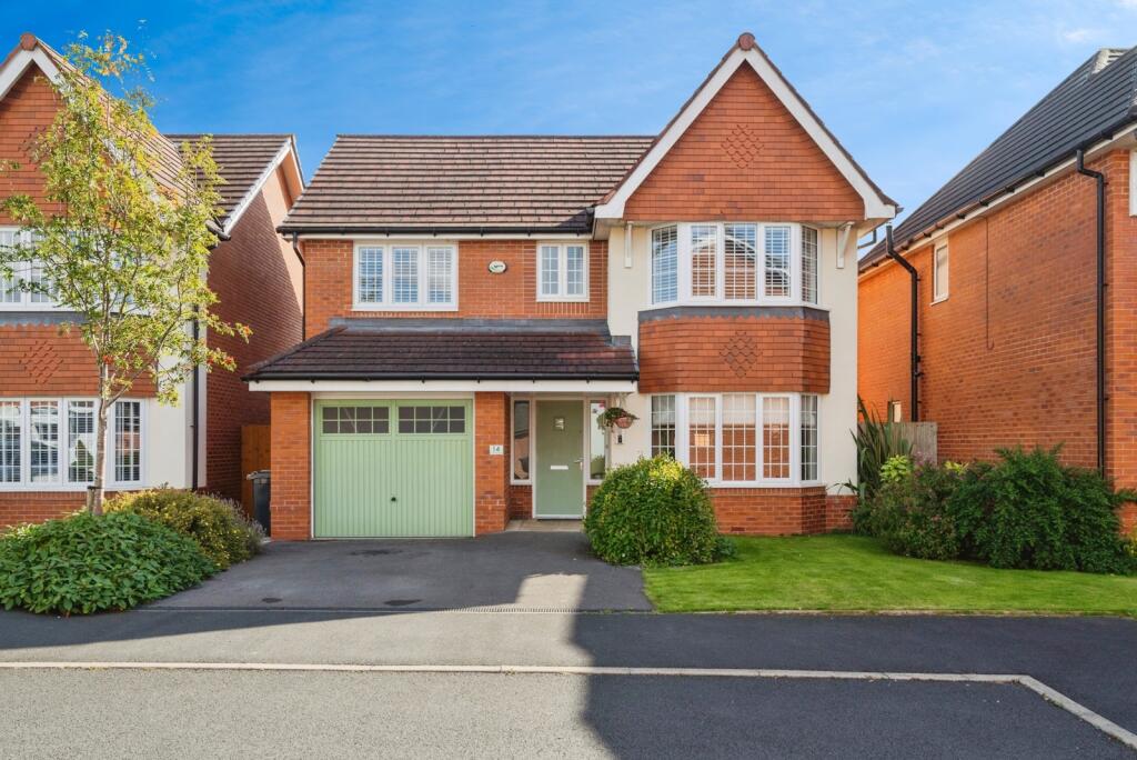 Main image of property: Edges Farm Close, Bolton, Greater Manchester, BL5