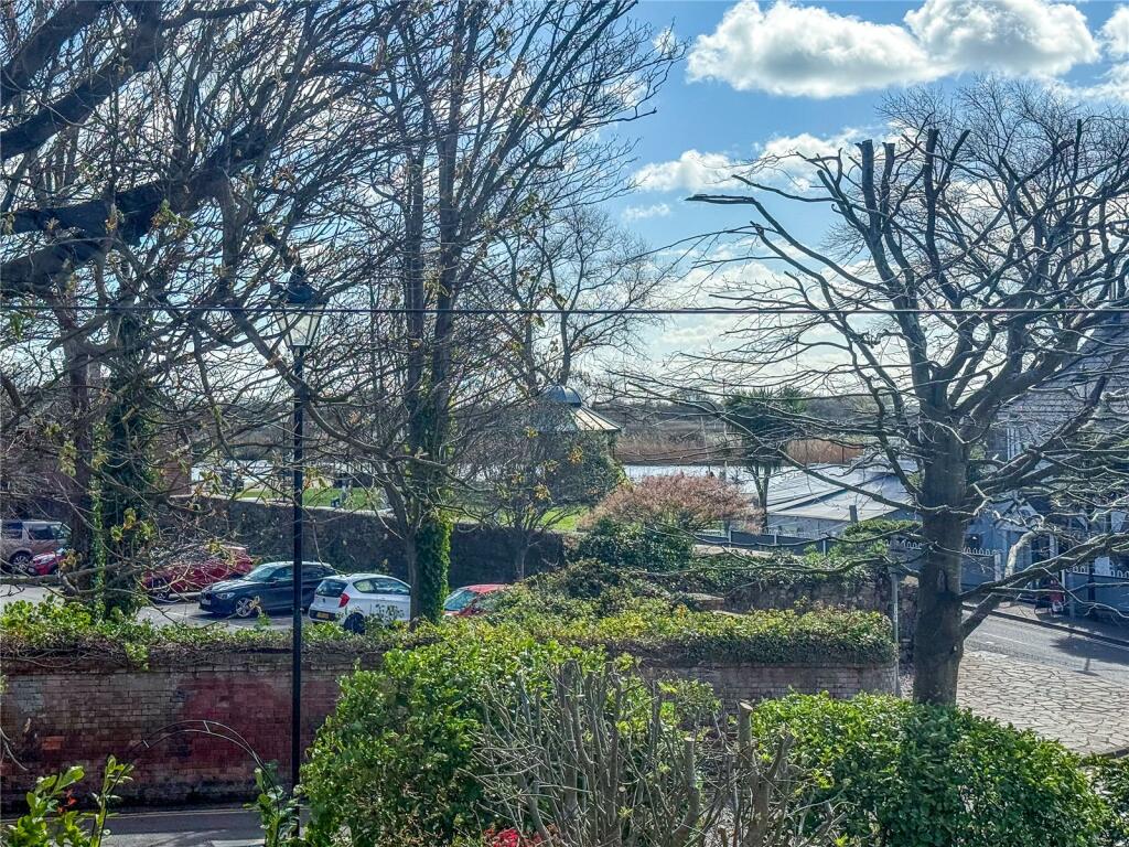 Quay Road, Christchurch, Dorset, BH23 photo 2