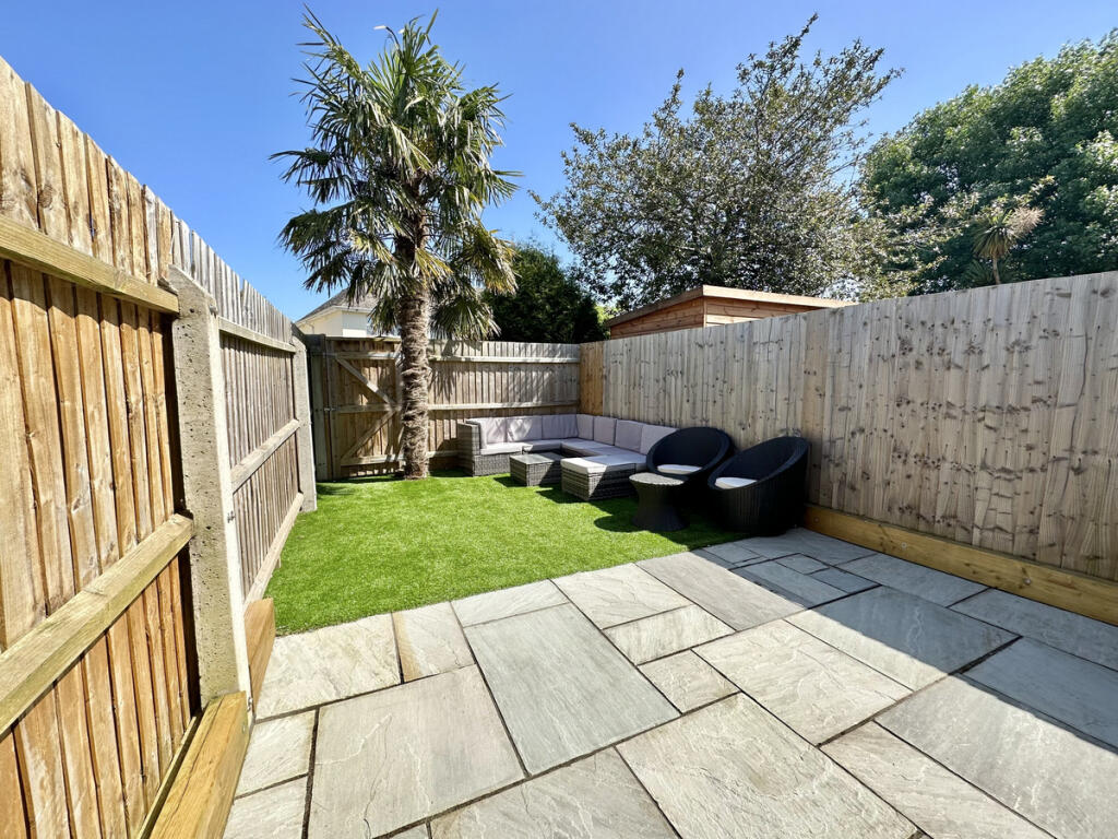 Additional image 10 of Catherine Close, Parkstone, Poole, BH12