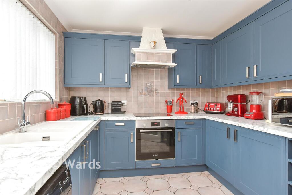 House in Gravesham, Kings Farm - View 2