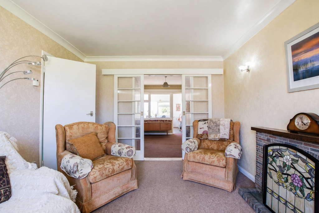 House in Rushcliffe, Keyworth - View 5
