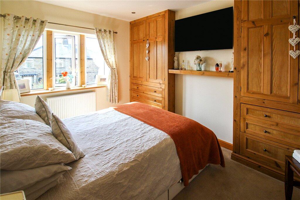House in Bradford, Haworth Brow, Haworth and Stanbury - View 3