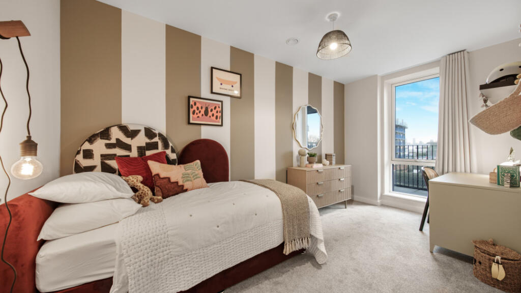 GLENGALL ROAD,
London,
SE15 6RZ photo 2