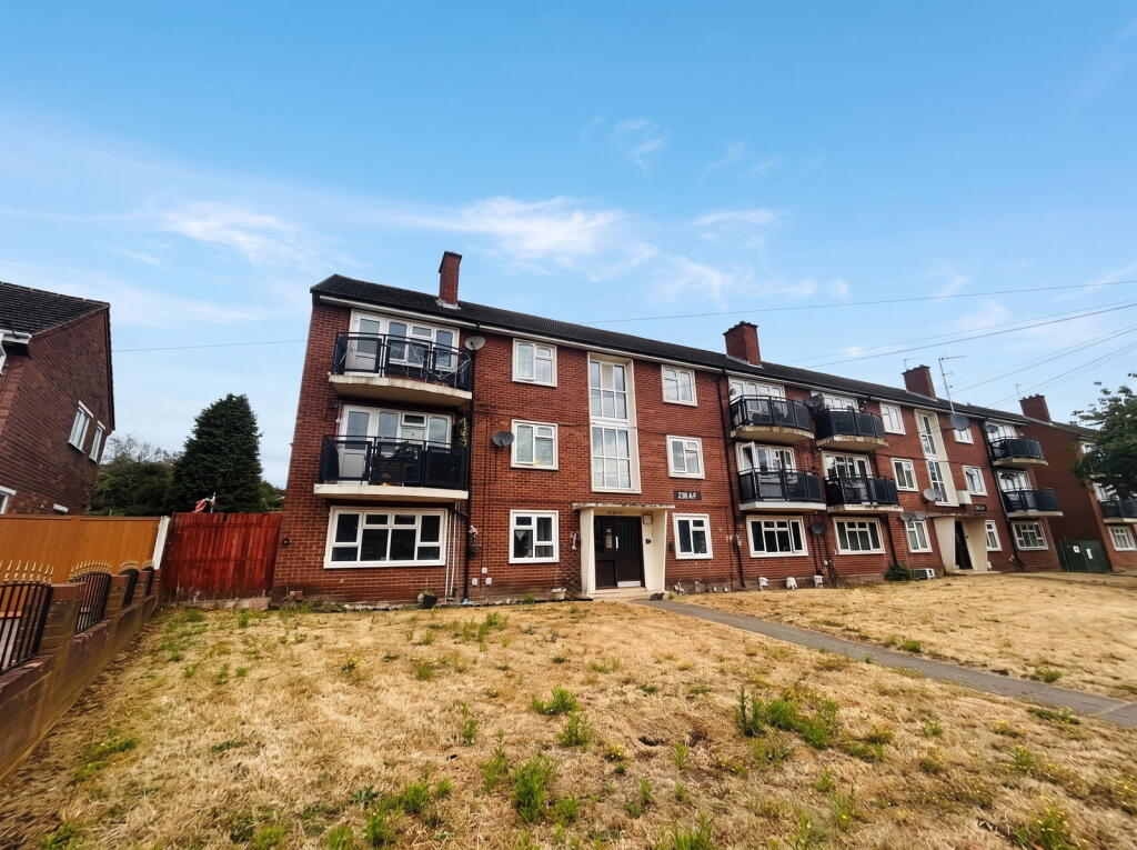 Main image of property: Kingsway, Wollaston, DY8 4TN